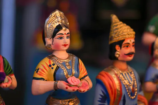 Thanjavur-dolls-raja-rani